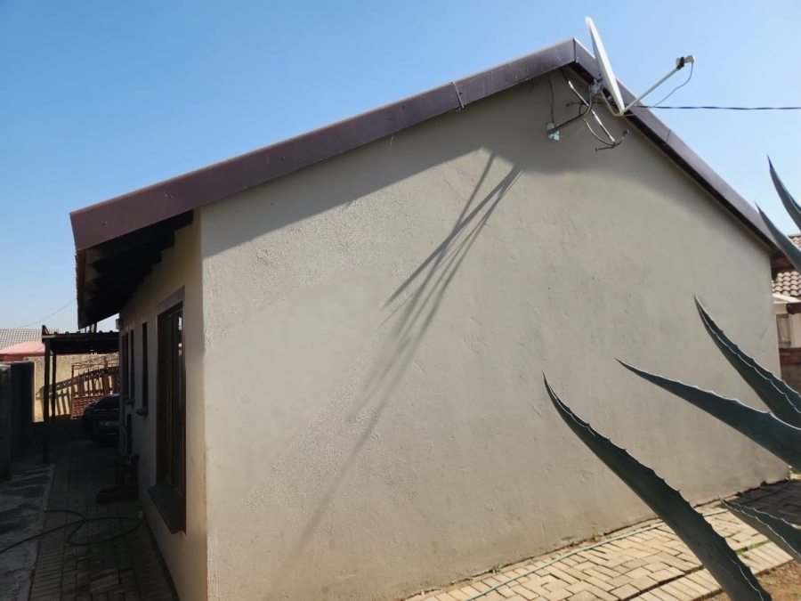 3 Bedroom Property for Sale in Boitekong North West